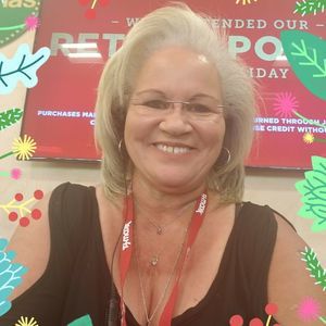 Meet your Posher, Eve